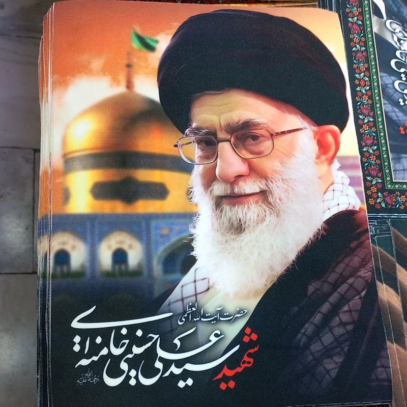 پوستر رهبری مخمل 5