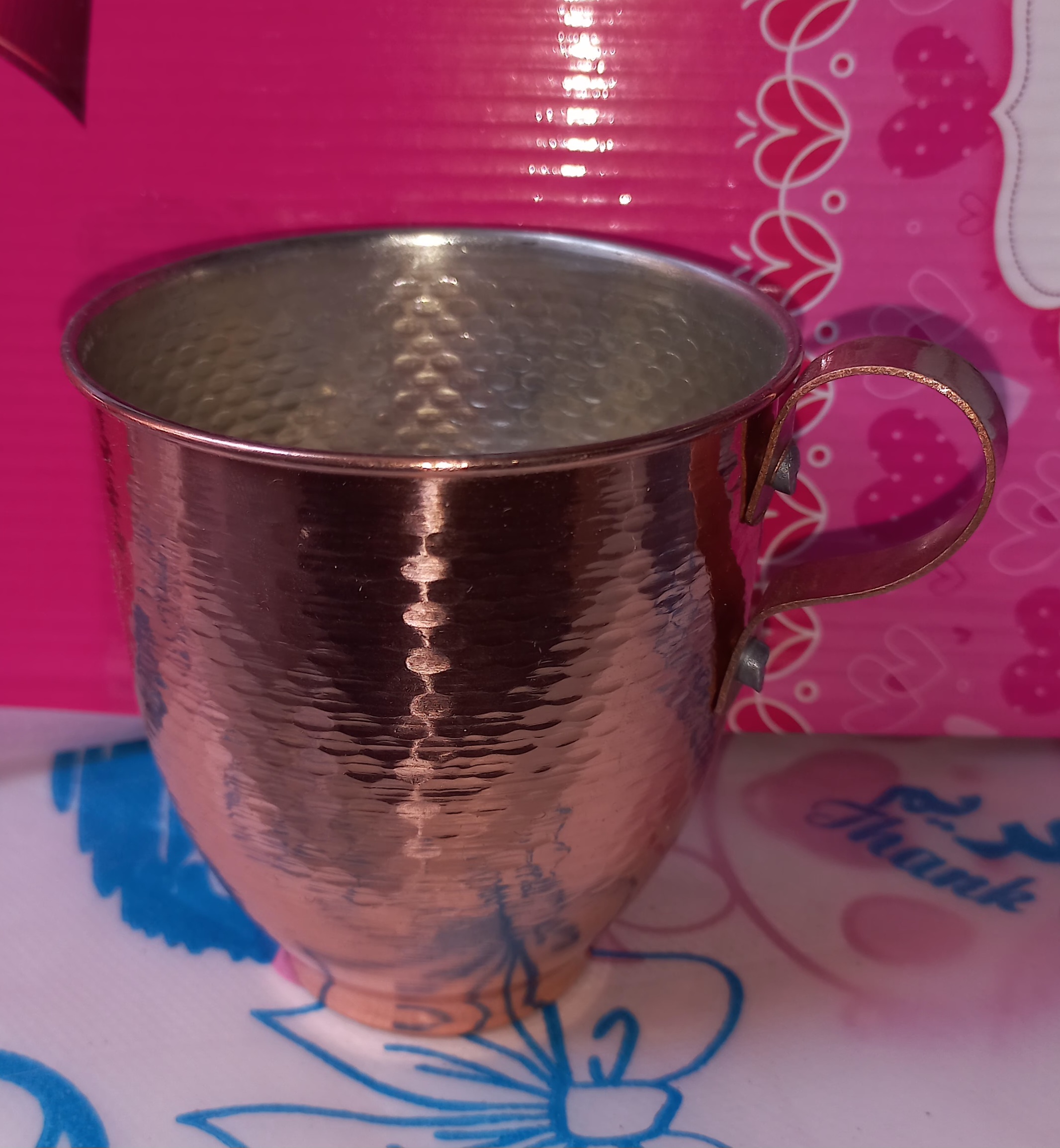 لیوان مسی بزرگ